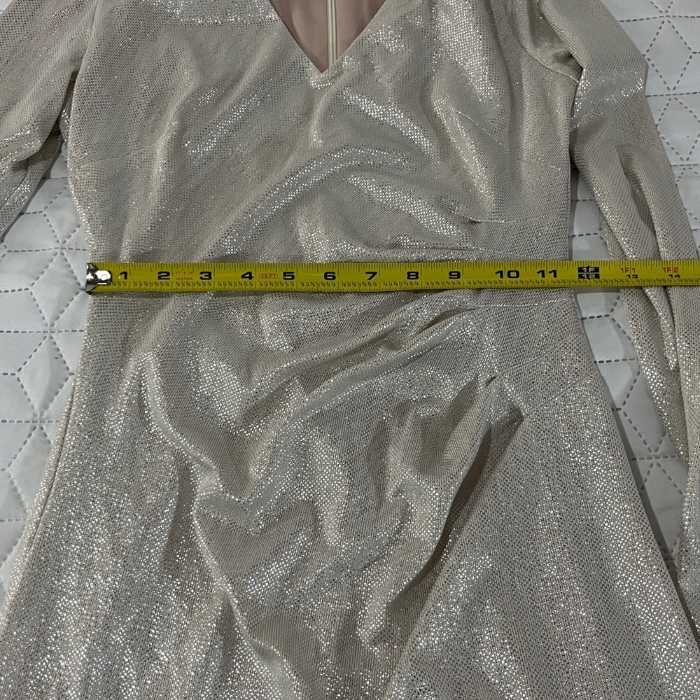 Guess Tan Beige Silver Metallic Shimmer Long Sleeve Side Ruching Party Dress - Picture 7 of 12